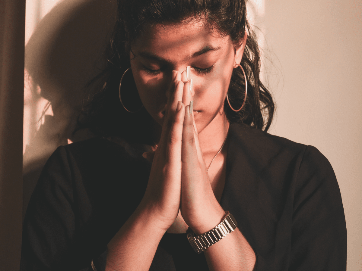 Facing trials by faith